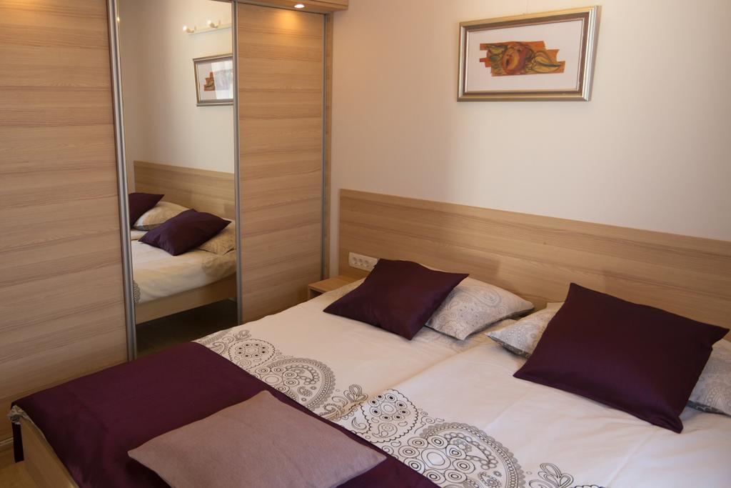 Apartments Sarc Rovinj Chambre photo