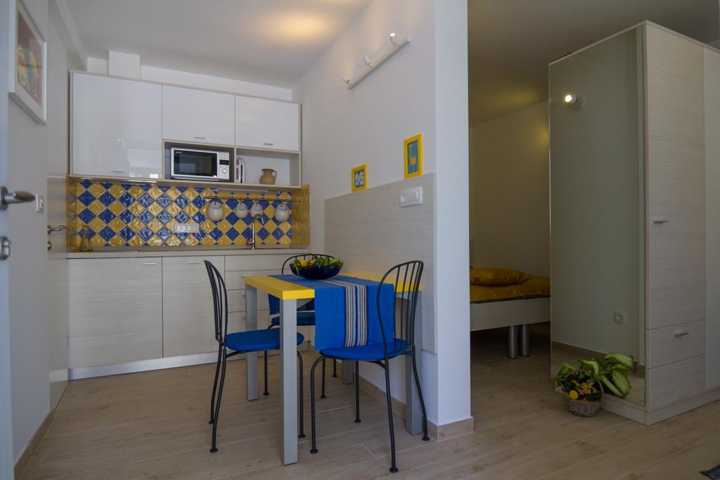 Apartments Sarc Rovinj Chambre photo